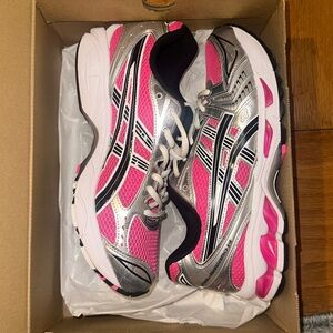 GEL-KAYANO 14 size 8.5 men